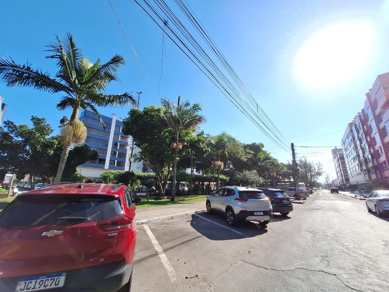 Junto à Praça da Flávio Boianoviski com vista para o mar !!!: 3ª foto da galeria de imagens do imóvel