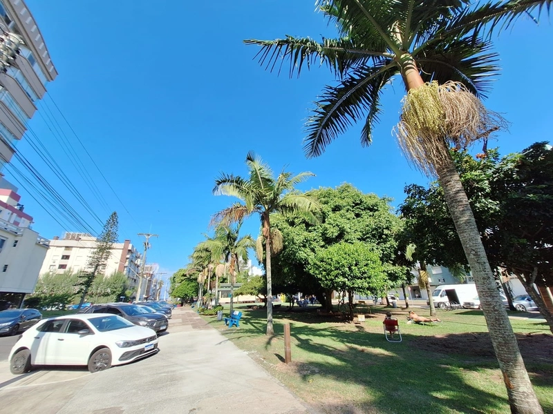 Junto à Praça da Flávio Boianoviski com vista para o mar !!!: 5ª foto da galeria de imagens do imóvel