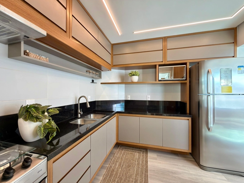 APARTAMENTO À VENDA, VISTA PARA O MAR E SERRA!!!: 6ª foto da galeria de imagens do imóvel