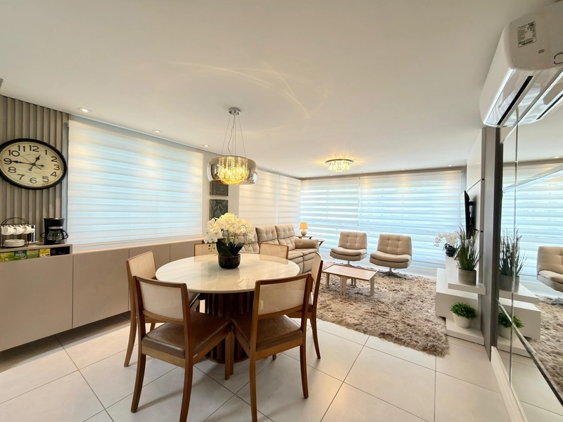 APARTAMENTO GRANDE PERTINHO DO MAR! PRÉDIO COM INFRA!: 5ª foto da galeria de imagens do imóvel