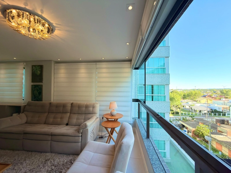 APARTAMENTO GRANDE PERTINHO DO MAR! PRÉDIO COM INFRA!: 3ª foto da galeria de imagens do imóvel