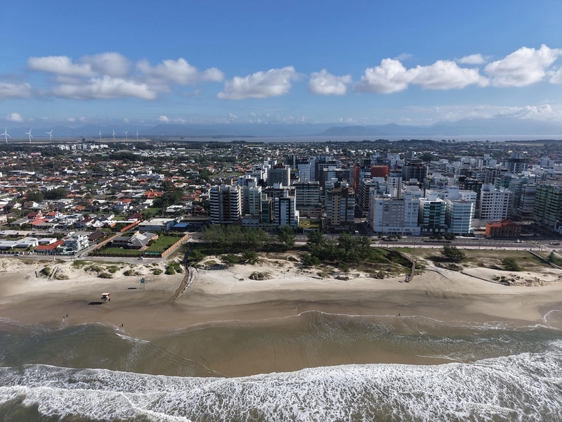 APARTAMENTO GRANDE PERTINHO DO MAR! PRÉDIO COM INFRA!: 32ª foto da galeria de imagens do imóvel