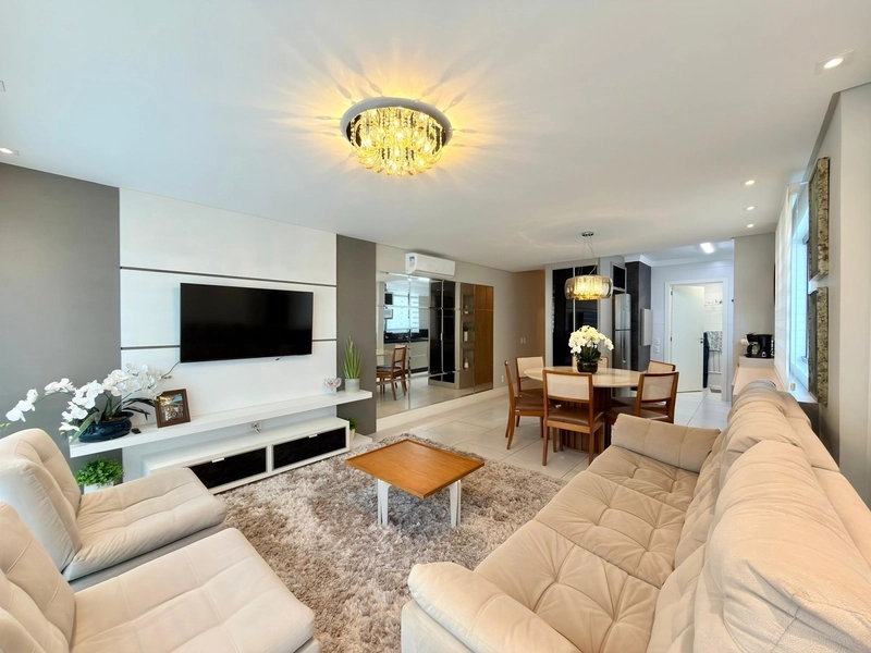 APARTAMENTO GRANDE PERTINHO DO MAR! PRÉDIO COM INFRA!: 4ª foto da galeria de imagens do imóvel