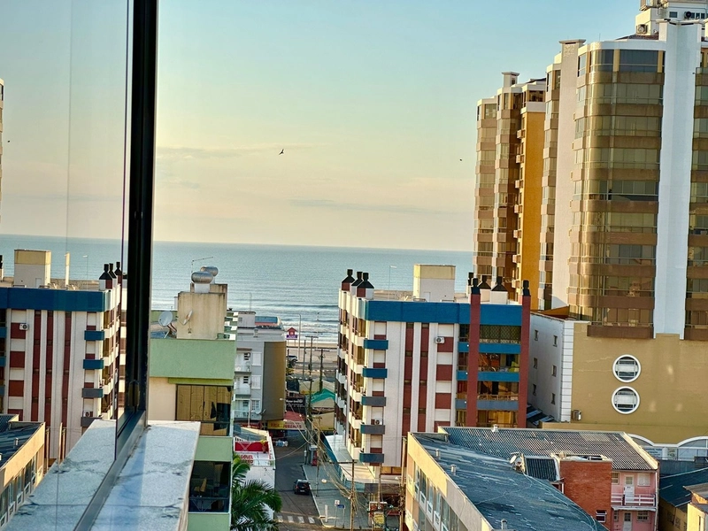 APARTAMENTO A VENDA NO CORAÇÃO DA CIDADE