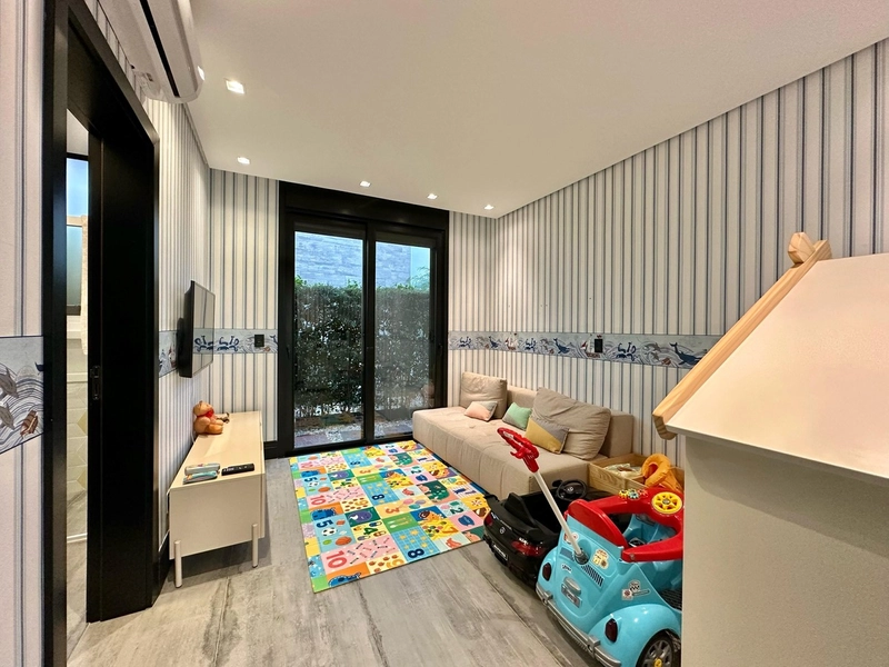 Sobrado de luxo, Beira Lago no Condomínio Enseada Lagos de Xangri-Lá!: 9ª foto da galeria de imagens do imóvel