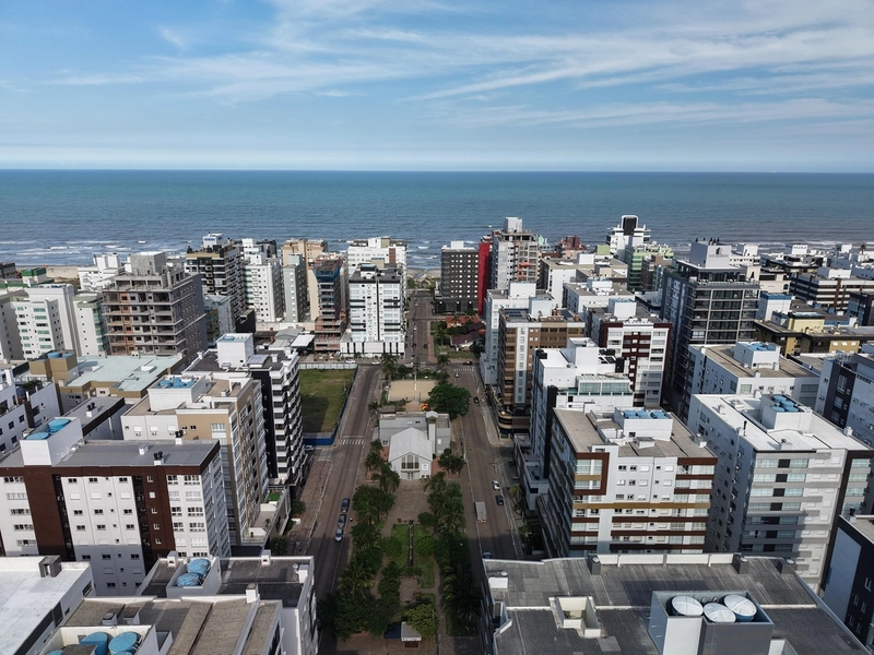 APARTAMENTO À VENDA  Bairro Navegantes, frente praça: 8ª foto da galeria de imagens do imóvel