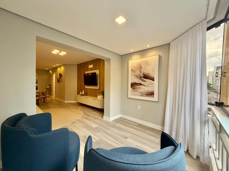 Apartamento de frente ao lado da Praça Flávio Boianoviski !!!: 11ª foto da galeria de imagens do imóvel