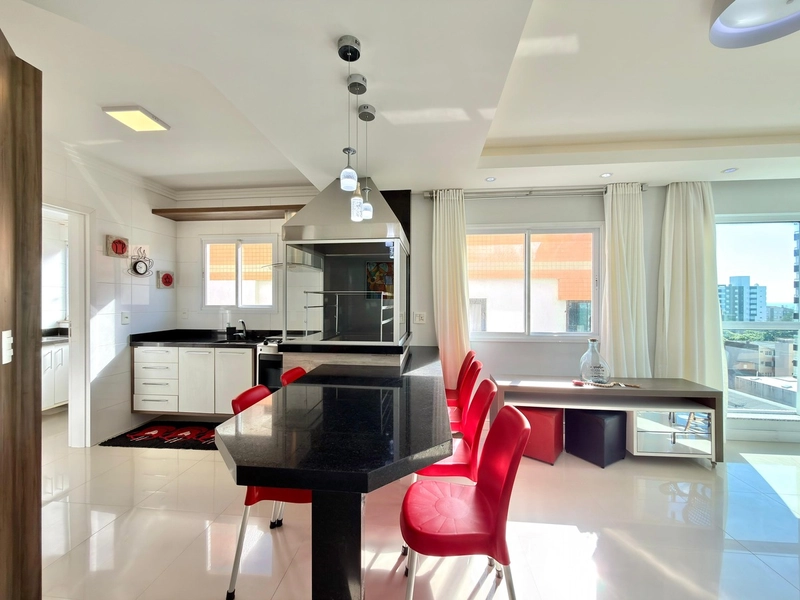 APARTAMENTO ESPAÇOSO,  ANDAR ALTO COM VISTA DO MAR.: 29ª foto da galeria de imagens do imóvel
