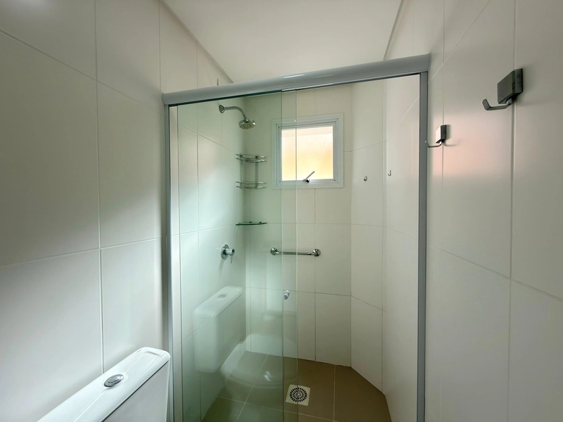 APARTAMENTO ESPAÇOSO,  ANDAR ALTO COM VISTA DO MAR.: 22ª foto da galeria de imagens do imóvel
