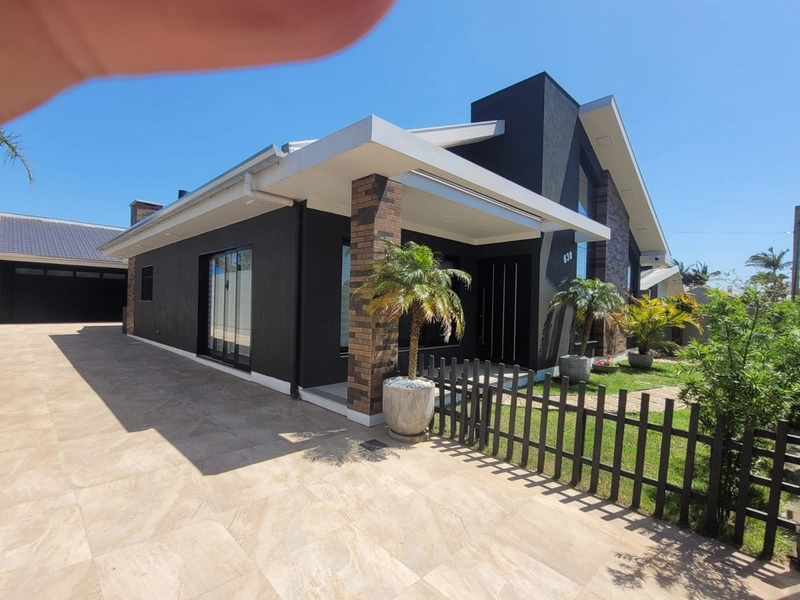 Casa dos Sonhos em Atlântida! 3 suítes, mobiliada, com piscina!: 2ª foto da galeria de imagens do imóvel