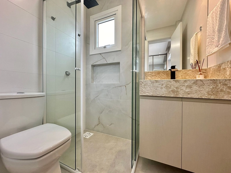 APARTAMENTO COM INFRA COMPLETA e 02 TERRAÇOS: 3ª foto da galeria de imagens do imóvel