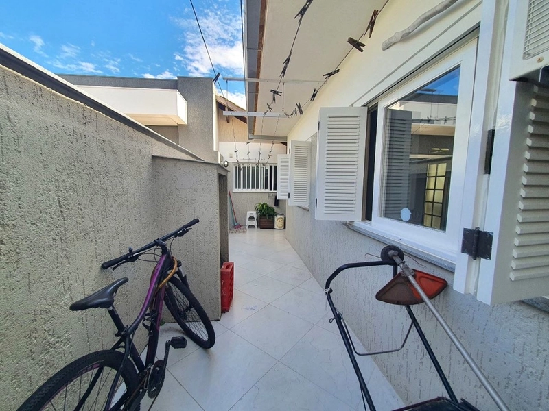 CASA ESPETACULAR TÉRREA, COM PISCINA, PÁTIO, BEM LOCALIZADA!: 35ª foto da galeria de imagens do imóvel