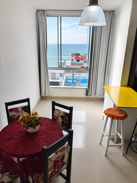 APARTAMENTO MOBILIADO COM VISTA E ÓTIMO CUSTO-BENEFÍCIO A UMA QUADRA D: 8ª foto da galeria de imagens do imóvel