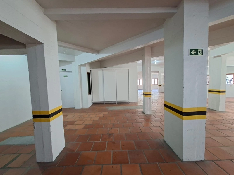 No centro da cidade, sacada com churrasqueira com vista !!!: 8ª foto da galeria de imagens do imóvel