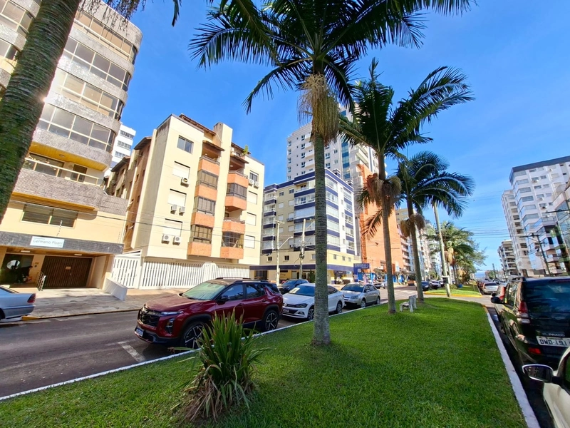 No centro da cidade, sacada com churrasqueira com vista !!!: 24ª foto da galeria de imagens do imóvel