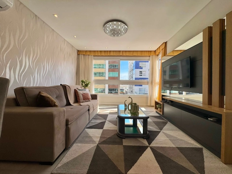 Apartamento Mobiliado e Decorado no Bairro Navegantes !!!