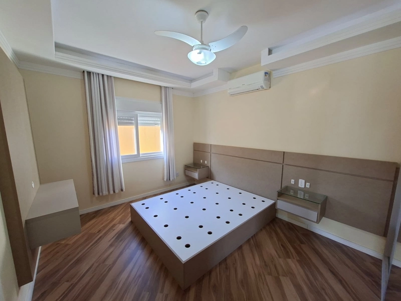 CASA TÉRREA EM ALVENARIA, TERRENO INTEIRO, CLIMATIZADA, ÁGUA QUENTE,: 28ª foto da galeria de imagens do imóvel