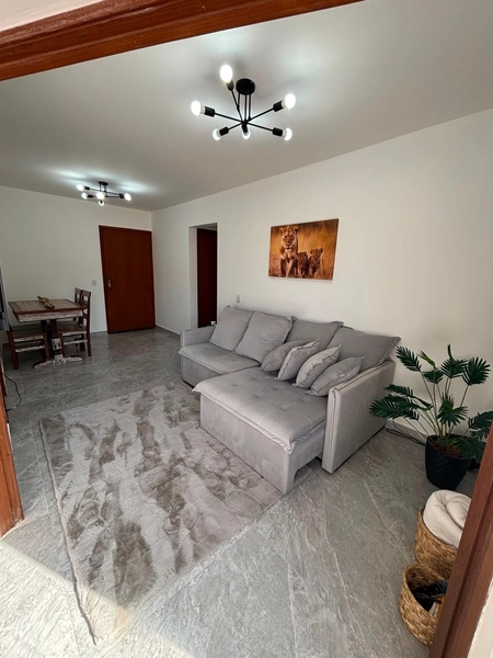 NO CENTRO, FAZ TUDO A PÉ, 1 DORMITÓRIO MOBILIADO E DECORADO!