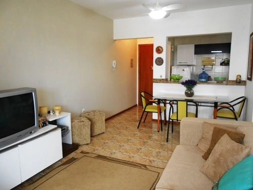 1 DORMITÓRIO, SACADA COM CHURRASQ.MOBILIADO E DECORADO, VAGA,ELEVADOR: 1ª foto da galeria de imagens do imóvel