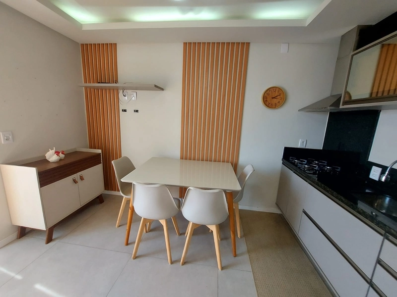 Apartamento no centro da cidade: 5ª foto da galeria de imagens do imóvel
