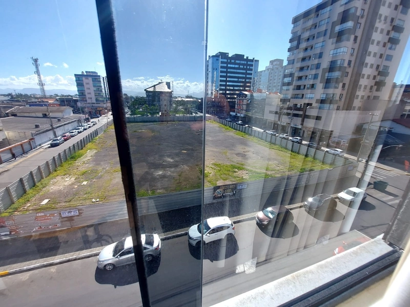 Apartamento no centro da cidade: 10ª foto da galeria de imagens do imóvel