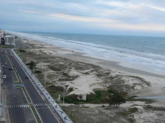 BEIRA MAR: 21ª foto da galeria de imagens do imóvel
