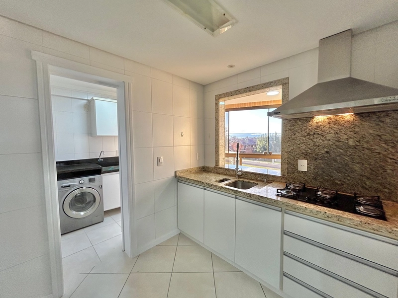 BEIRA MAR! AMPLO APARTAMENTO, 3 DORMITÓRIOS, SUÍTE! VEJA...: 16ª foto da galeria de imagens do imóvel