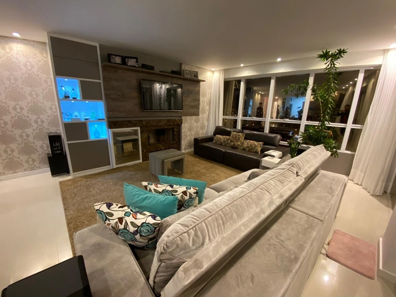 APARTAMENTO ALTO PADRÃO COM 3 SUÍTES, VISTA PARA O MAR E BOX DUPLO: 2ª foto da galeria de imagens do imóvel