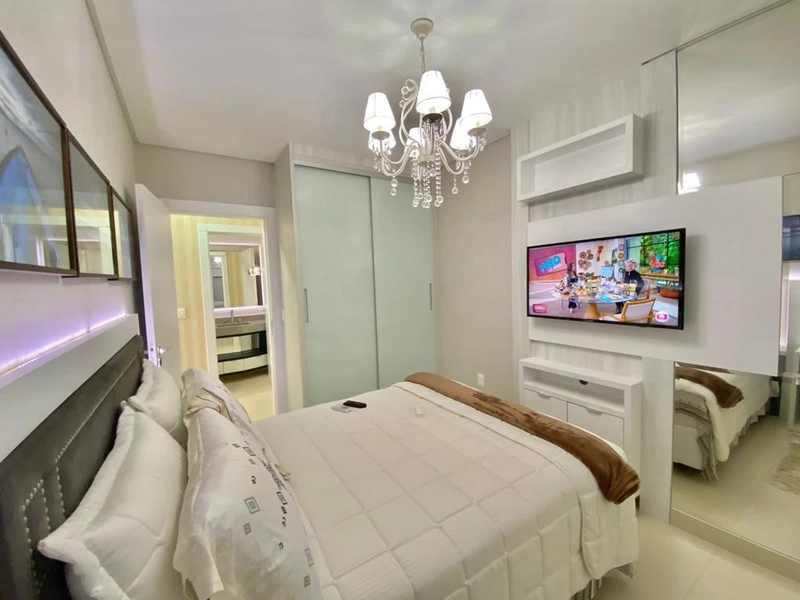 MOBILIADO E DECORADO 72x: 2ª foto da galeria de imagens do imóvel