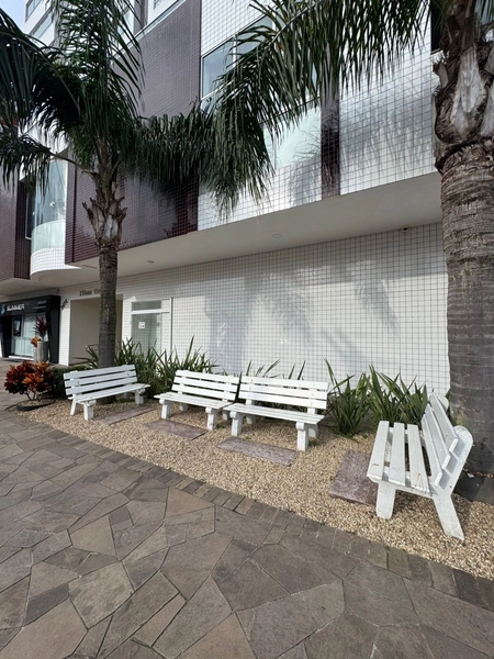 OPORTUNIDADE NO CENTRO! DE FRENTE, NOVO, AMPLO 3 DORMITÓRIOS...VEJA: 2ª foto da galeria de imagens do imóvel