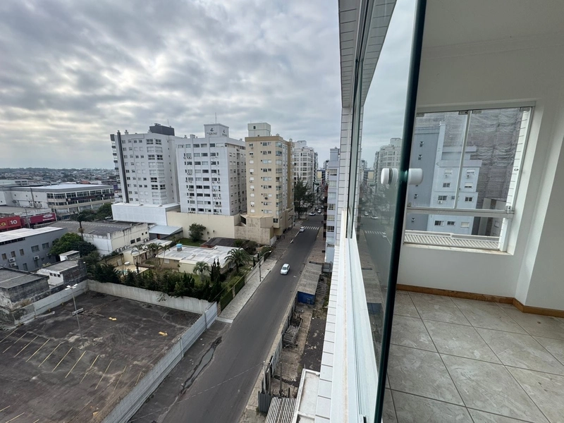 OPORTUNIDADE NO CENTRO! DE FRENTE, NOVO, AMPLO 3 DORMITÓRIOS...VEJA: 9ª foto da galeria de imagens do imóvel