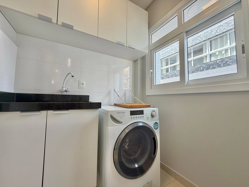 Mobiliado e Decorado na Av.Ararigboia junto a todos os recursos.: 11ª foto da galeria de imagens do imóvel