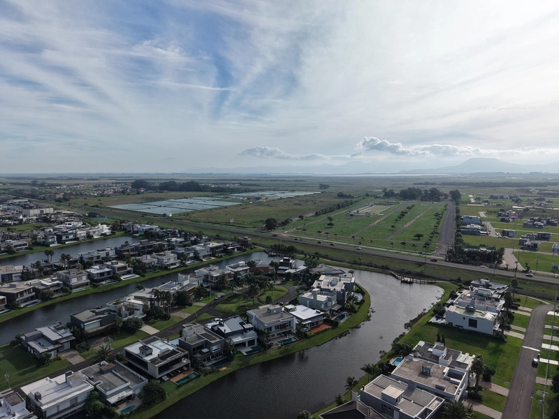 CONDOMÍNIO ENSEADA SOBRADO À VENDA BEIRA LAGO: 4ª foto da galeria de imagens do imóvel