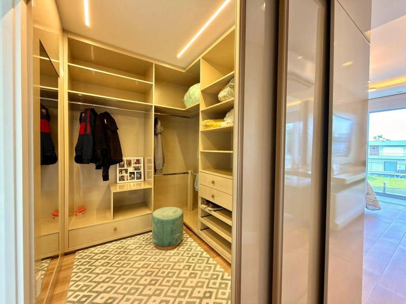 CONDOMÍNIO ENSEADA SOBRADO À VENDA BEIRA LAGO: 5ª foto da galeria de imagens do imóvel