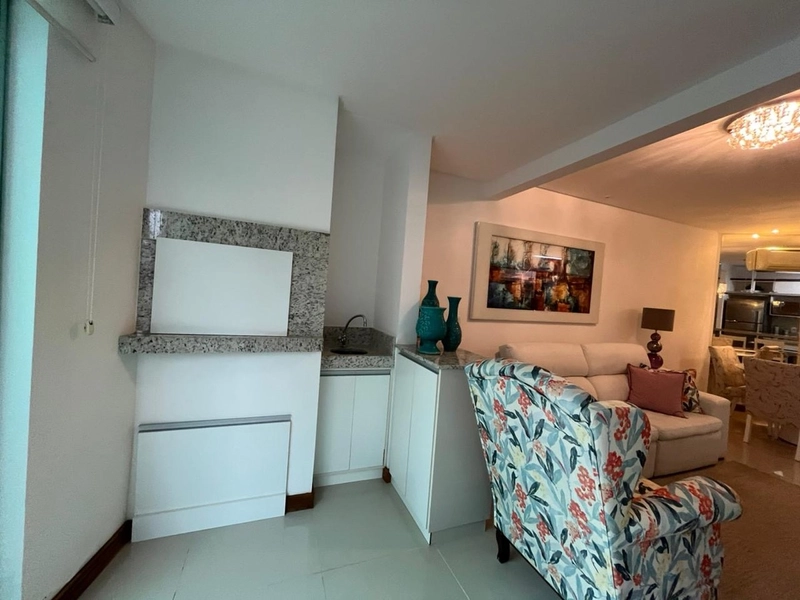 NAVEGANTES! 1 QUADRA DO MAR! JUNTO A PRAÇA BASSANI! APTO COM TERRAÇO: 27ª foto da galeria de imagens do imóvel