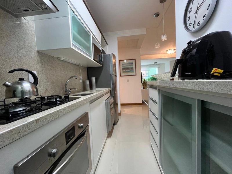 NAVEGANTES! 1 QUADRA DO MAR! JUNTO A PRAÇA BASSANI! APTO COM TERRAÇO: 30ª foto da galeria de imagens do imóvel