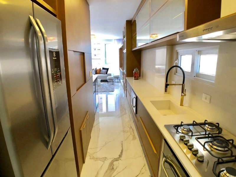 Apartamento Exclusivo na Praça Bassani, 1 p/ Andar! 4 Dormitórios!: 10ª foto da galeria de imagens do imóvel