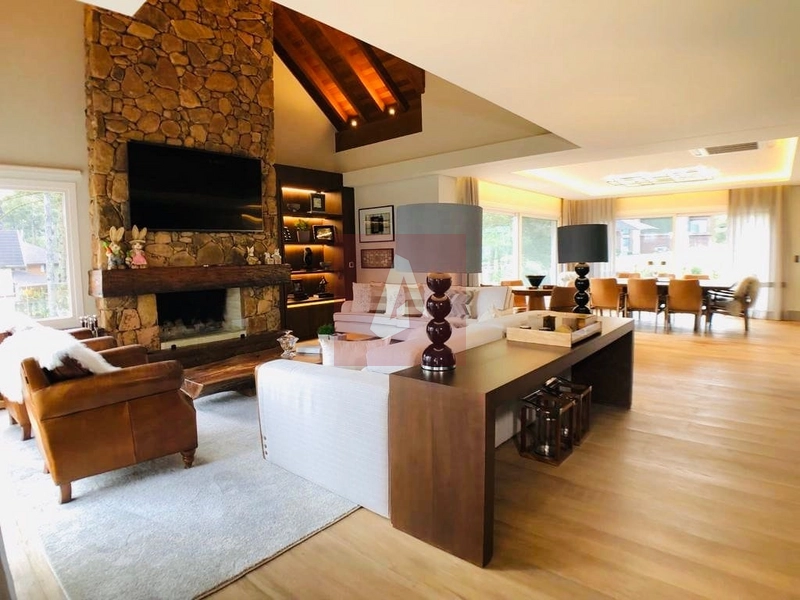 Mansão em Gramado no Aspen Mountain: 10ª foto da galeria de imagens do imóvel