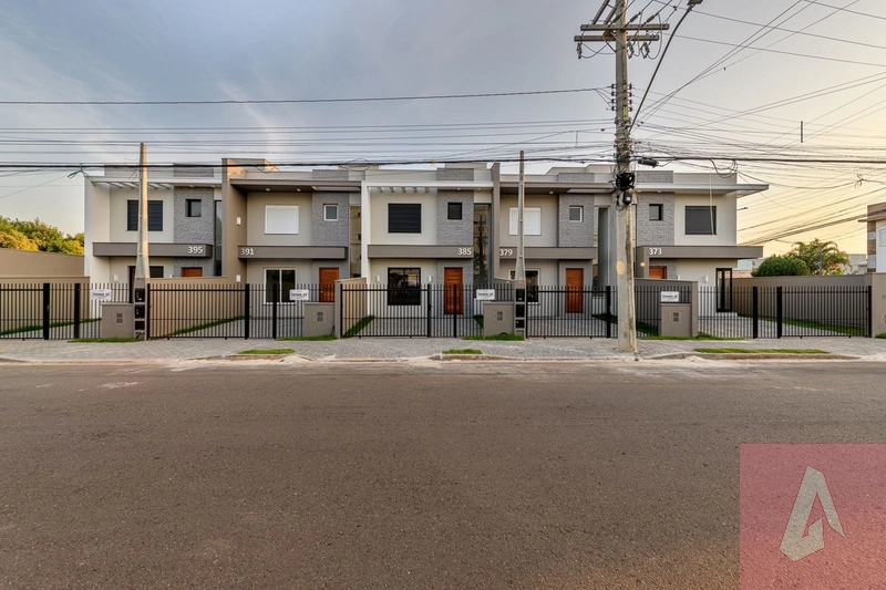 Sobrados em Estancia Velha: 2ª foto da galeria de imagens do imóvel