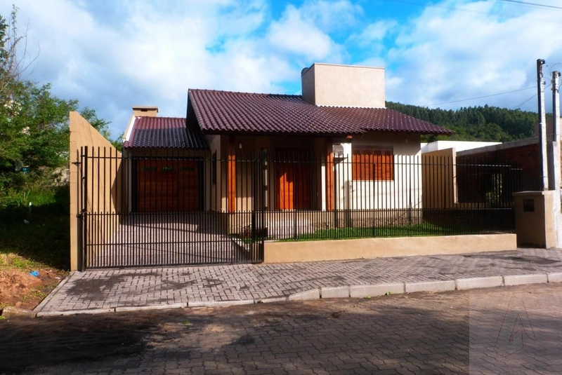 Casa à venda em Sapiranga: 1ª foto da galeria de imagens do imóvel