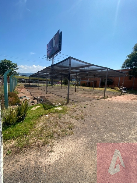 : 2ª foto da galeria de imagens do imóvel