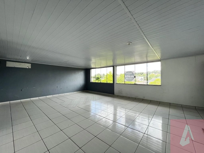 Prédio comercial em ótimo estado: 8ª foto da galeria de imagens do imóvel