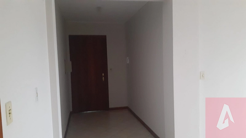 : 2ª foto da galeria de imagens do imóvel