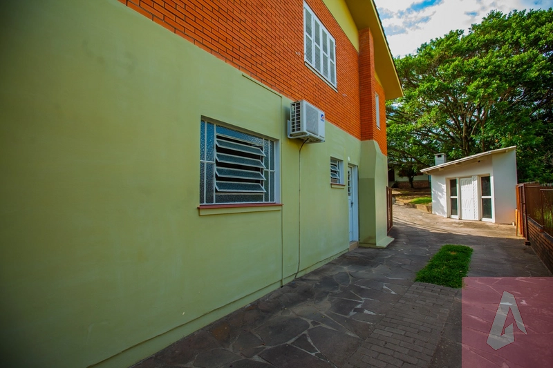 Casa comercial no centro de Sapiranga: 3ª foto da galeria de imagens do imóvel