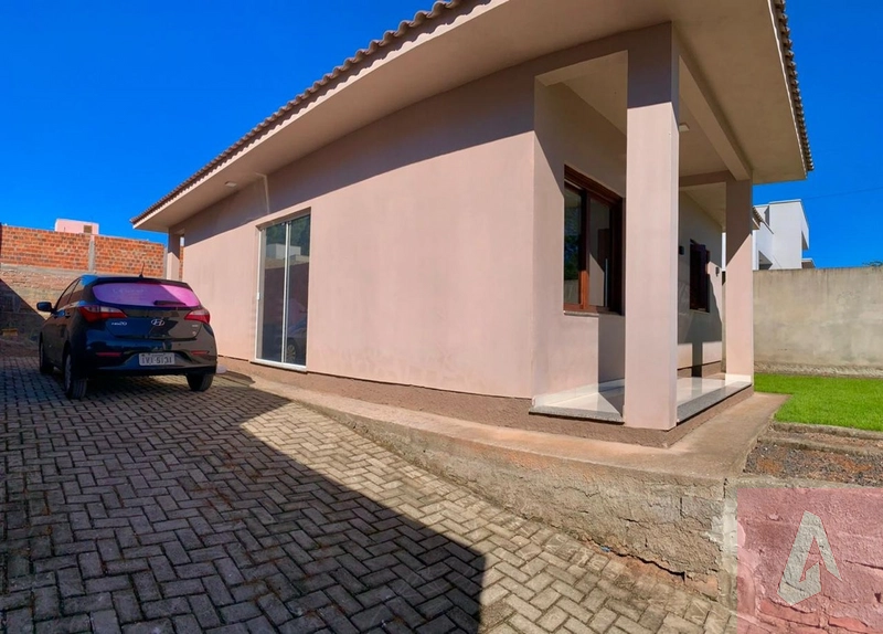 Casa à venda em Araricá: 2ª foto da galeria de imagens do imóvel