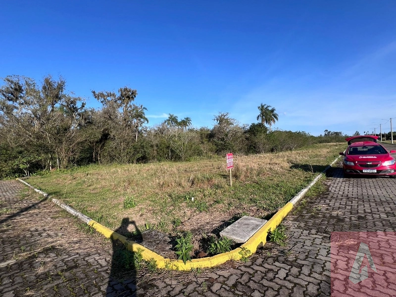 Terreno à venda.: 2ª foto da galeria de imagens do imóvel