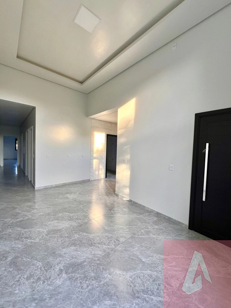 CASA NO BAIRRO OESTE: 6ª foto da galeria de imagens do imóvel