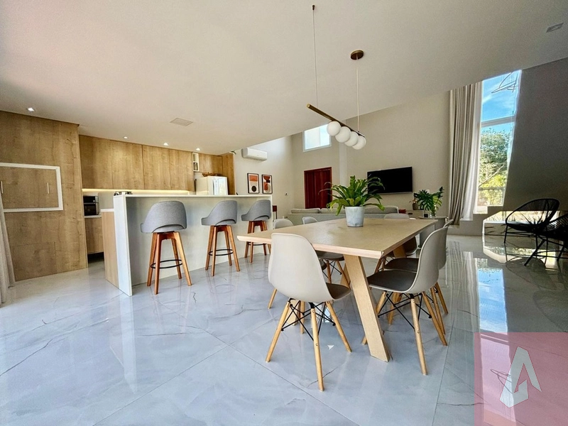 CASA À VENDA EM SAPIRANGA: 4ª foto da galeria de imagens do imóvel