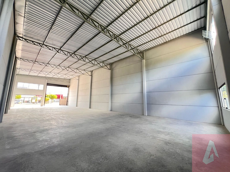 PRÉDIO INDUSTRIAL: 5ª foto da galeria de imagens do imóvel