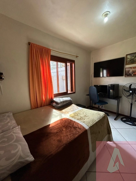 Casa no Bairro Oeste: 6ª foto da galeria de imagens do imóvel